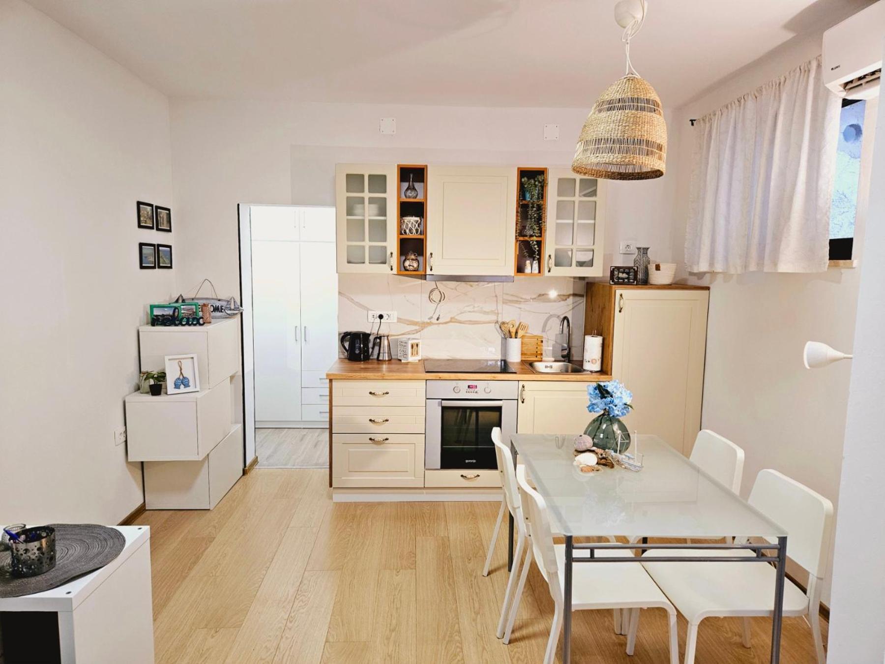 Apartma Tul Izola Exterior photo